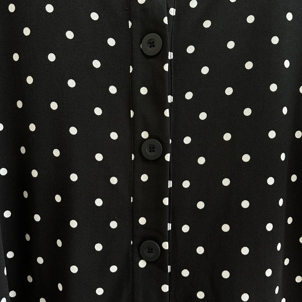 Adrianna Papell Blouse Women’s Size Medium Black Polka Dot Cropped Dolman NWT - Picture 5 of 8